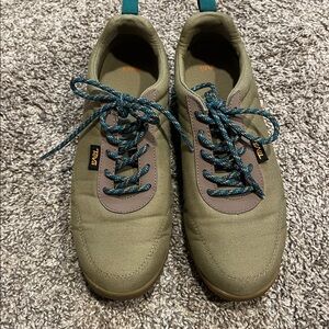 Teva Wyland Water Resistant Lightweight Trail SneakeR in Aloe Size 6.5 NWOB